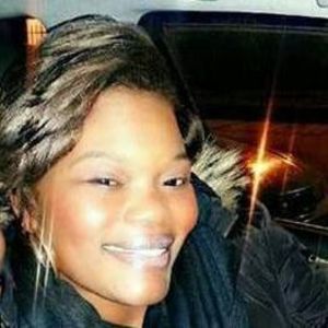 Meet your Posher, Sharifa